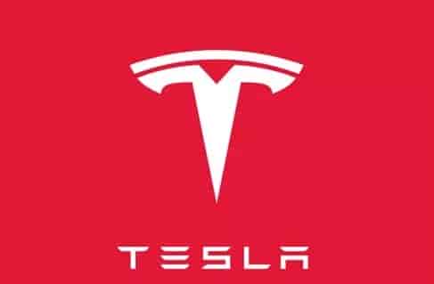 今年8月，特斯拉Model 3成為英國(guó)第三大最受歡迎的新車