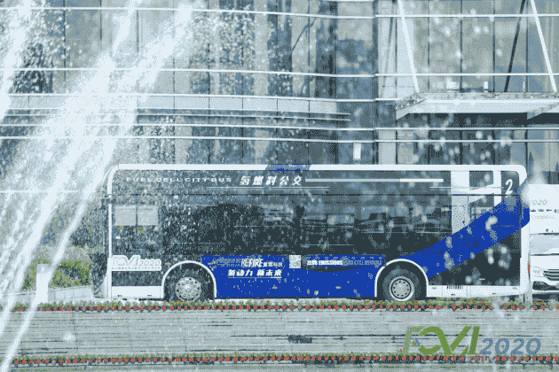 &#8203;淀山湖上“氫”車(chē)游，2020長(zhǎng)三角氫能燃料電池汽車(chē)科普巡游青浦發(fā)車(chē)