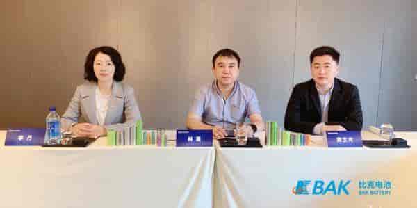 比克電池攜全極耳4680圓柱電池亮相CIBF展會，國內(nèi)首發(fā)！