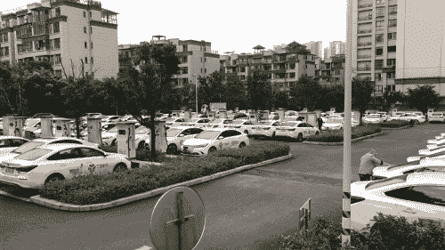 美國加碼充電樁建設(shè)？云快充：第三方充電平臺(tái)應(yīng)致力降低電樁投建門檻